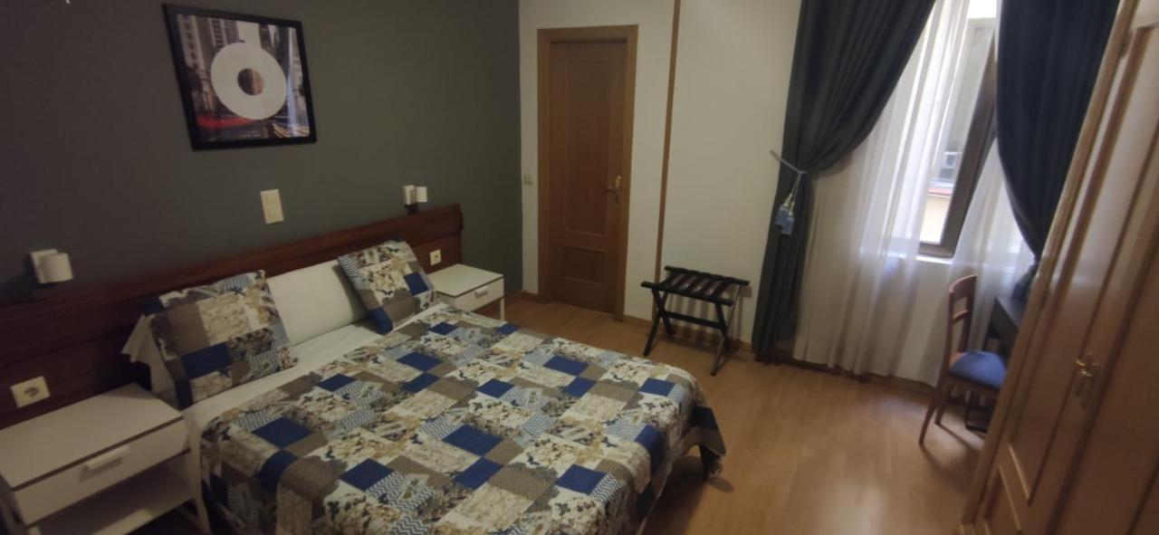 מדריד Hostal Felipe V מראה חיצוני תמונה