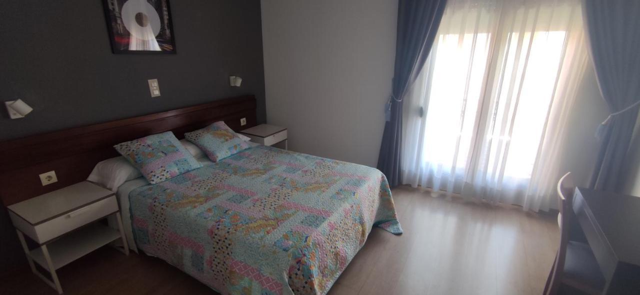 מדריד Hostal Felipe V מראה חיצוני תמונה