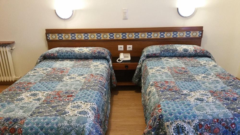 מדריד Hostal Felipe V מראה חיצוני תמונה