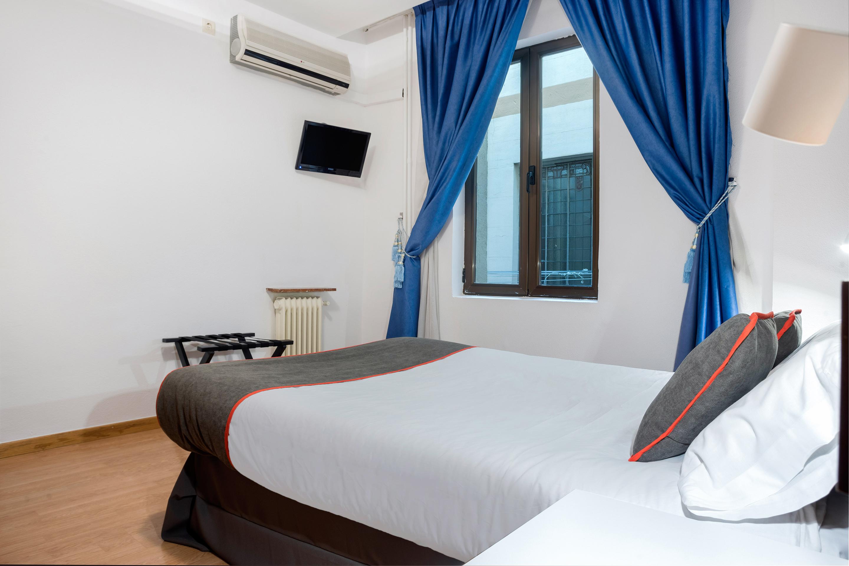 מדריד Hostal Felipe V מראה חיצוני תמונה