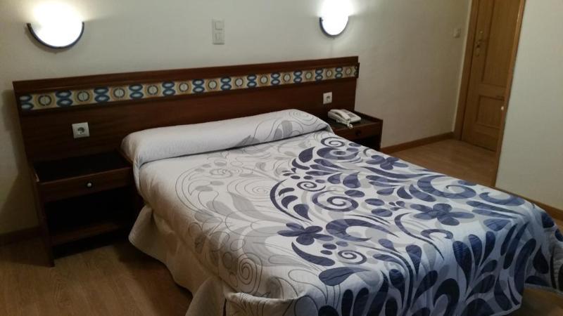 מדריד Hostal Felipe V מראה חיצוני תמונה