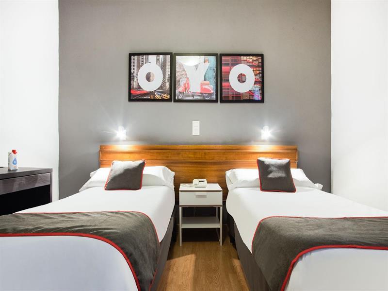 מדריד Hostal Felipe V מראה חיצוני תמונה